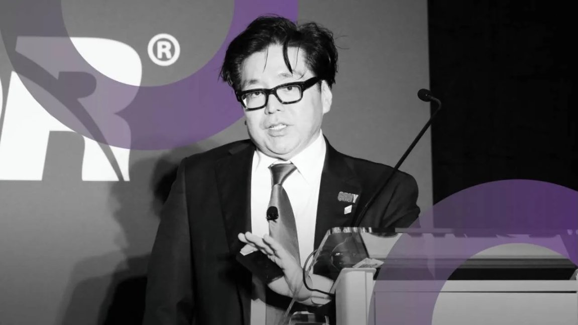 Tom Lee:以太坊已触底缩略图 Tom Lee:以太坊已触底缩略图